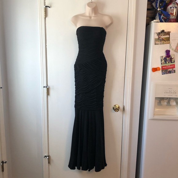 Black Fit & Flair Prom Dress Mermaid Rouched - Picture 4 of 6